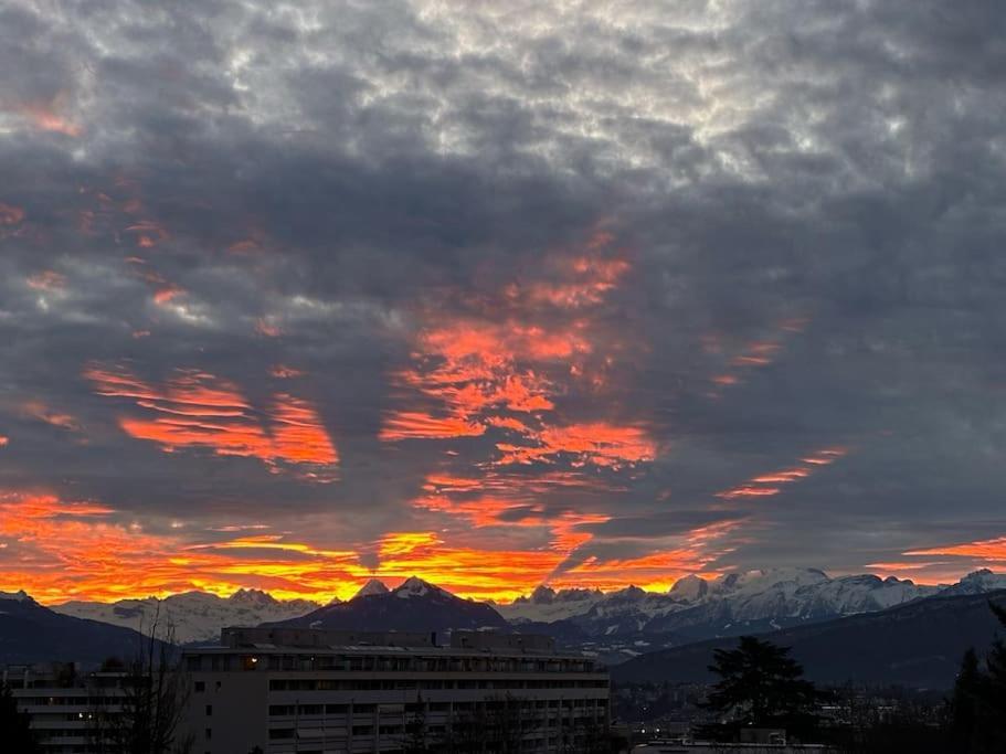 Tourelle 2 - Spacieux Dans Le Centre De *