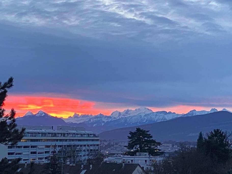 Tourelle 2 - Spacieux Dans Le Centre De * Geneva